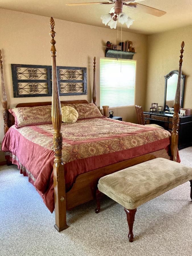 Casa Del Rio Bed And Breakfast Bastrop Eksteriør billede